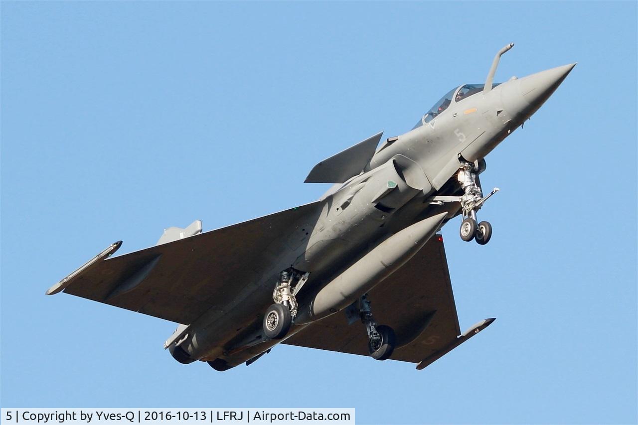 5, Dassault Rafale M C/N 5, Dassault Rafale M, On final rwy 08, Landivisiau naval air base (LFRJ)