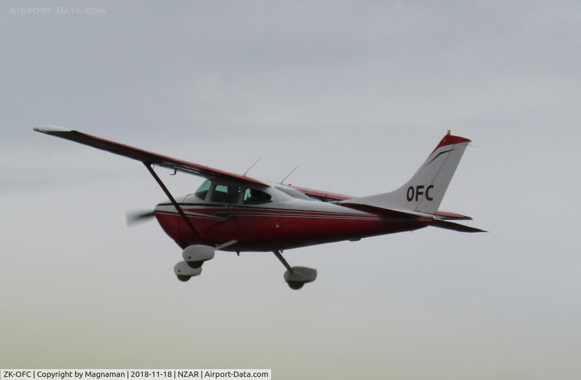 ZK-OFC, 1982 Cessna 182R Skylane C/N 18268230, departing south