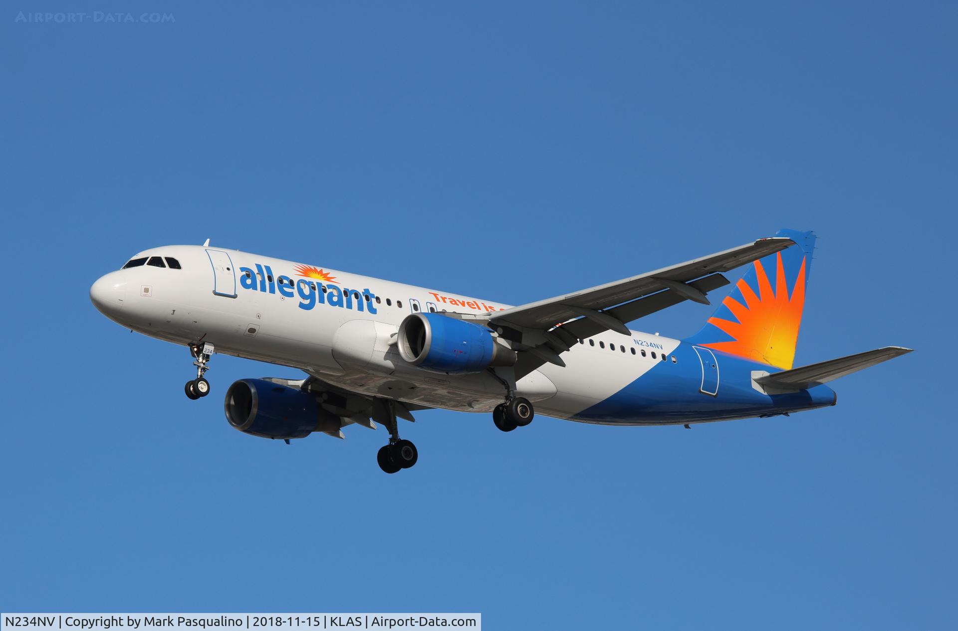 N234NV, 2001 Airbus A320-214 C/N 1467, Airbus A320-214
