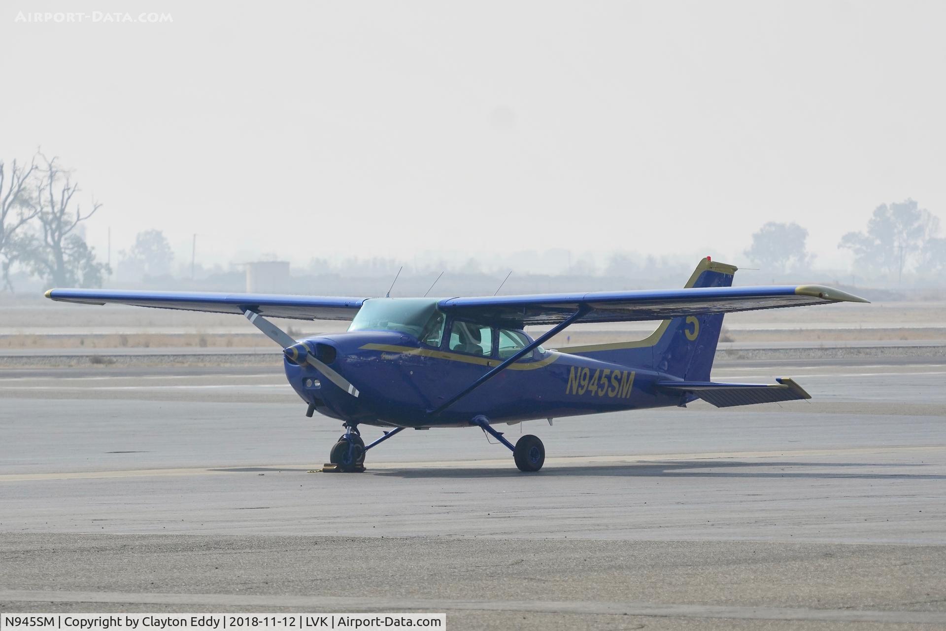 N945SM, 1981 Cessna 172P C/N 17274742, Livermore Airport California 2018.