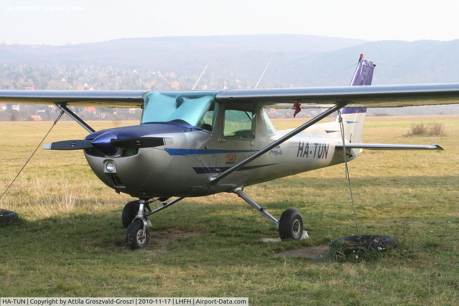HA-TUN, 1976 Cessna 150M C/N 15078359, LHFH, Farkashegy Airport, Hungary