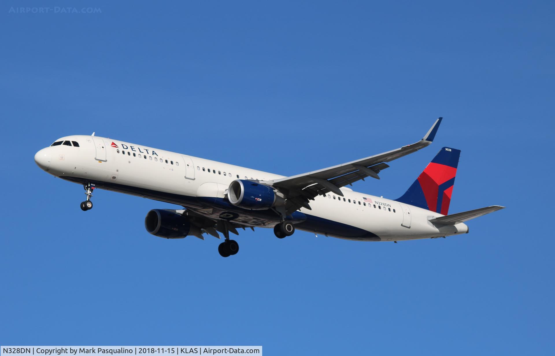 N328DN, 2017 Airbus A321-211 C/N 7840, Airbus A321-211