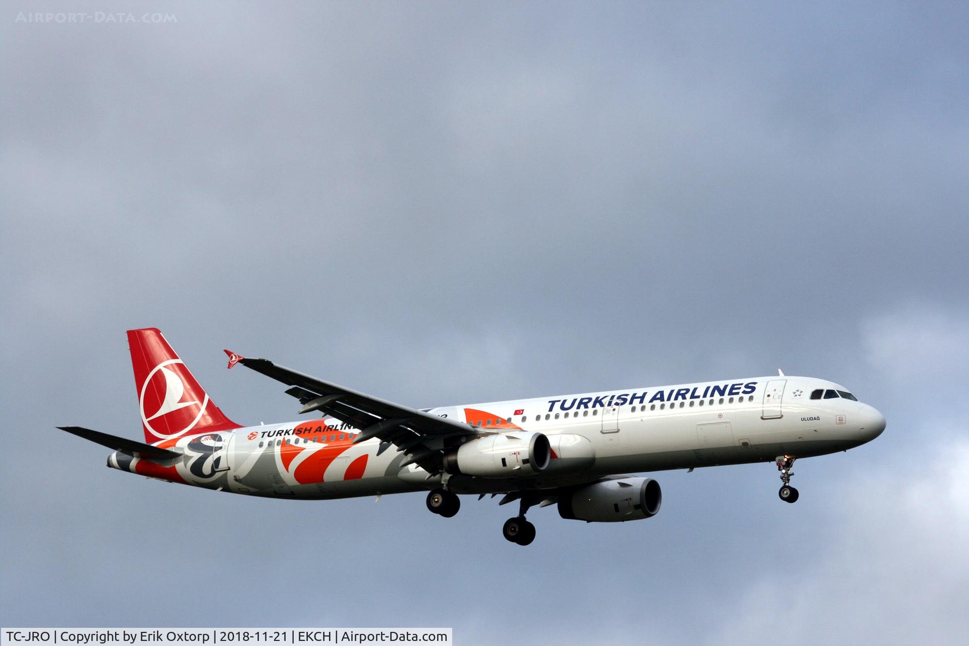 TC-JRO, 2011 Airbus A321-231 C/N 4682, TC-JRO landing rw 04L