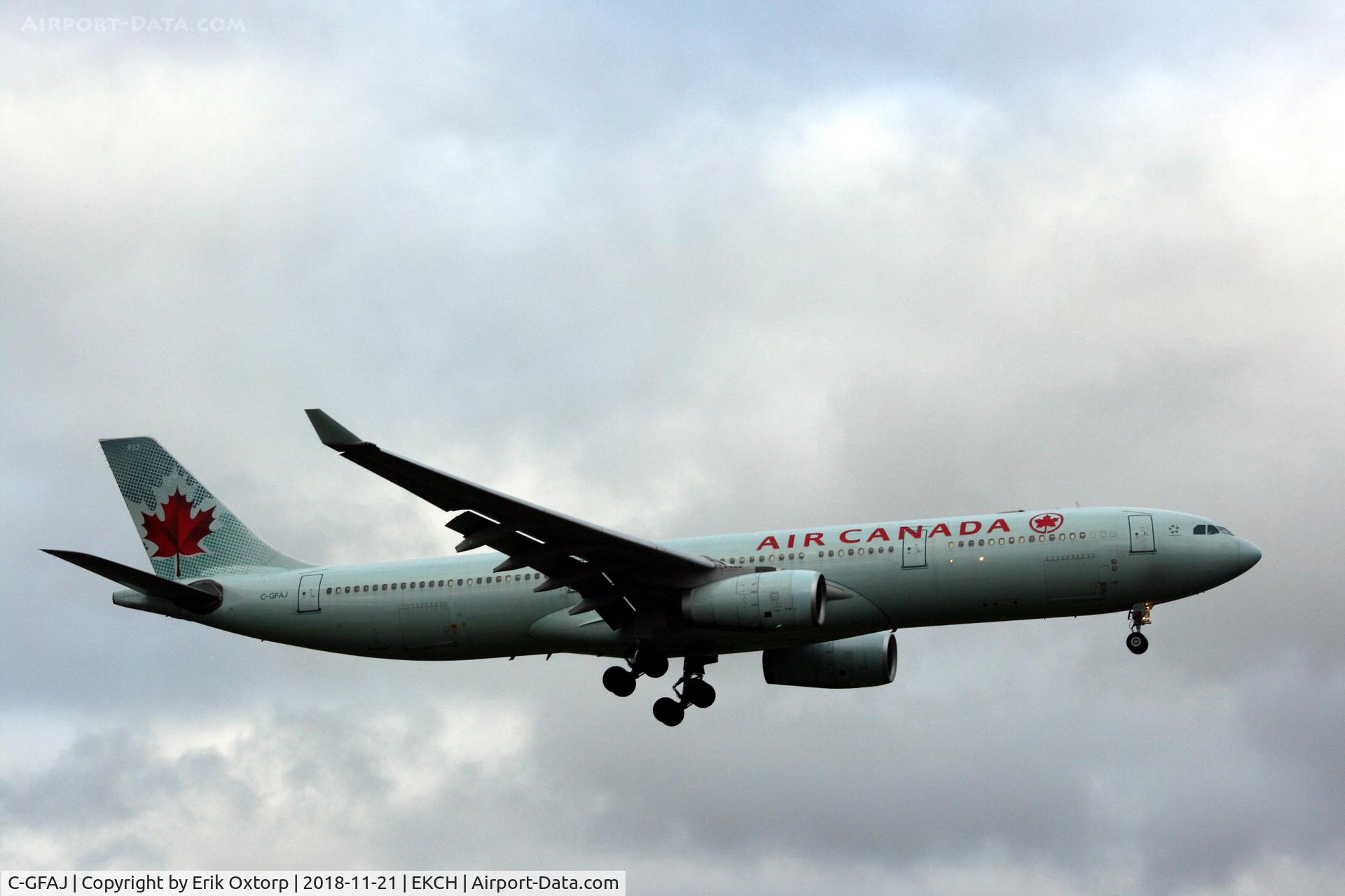C-GFAJ, 1999 Airbus A330-343X C/N 0284, C-GFAJ landing rw 04L