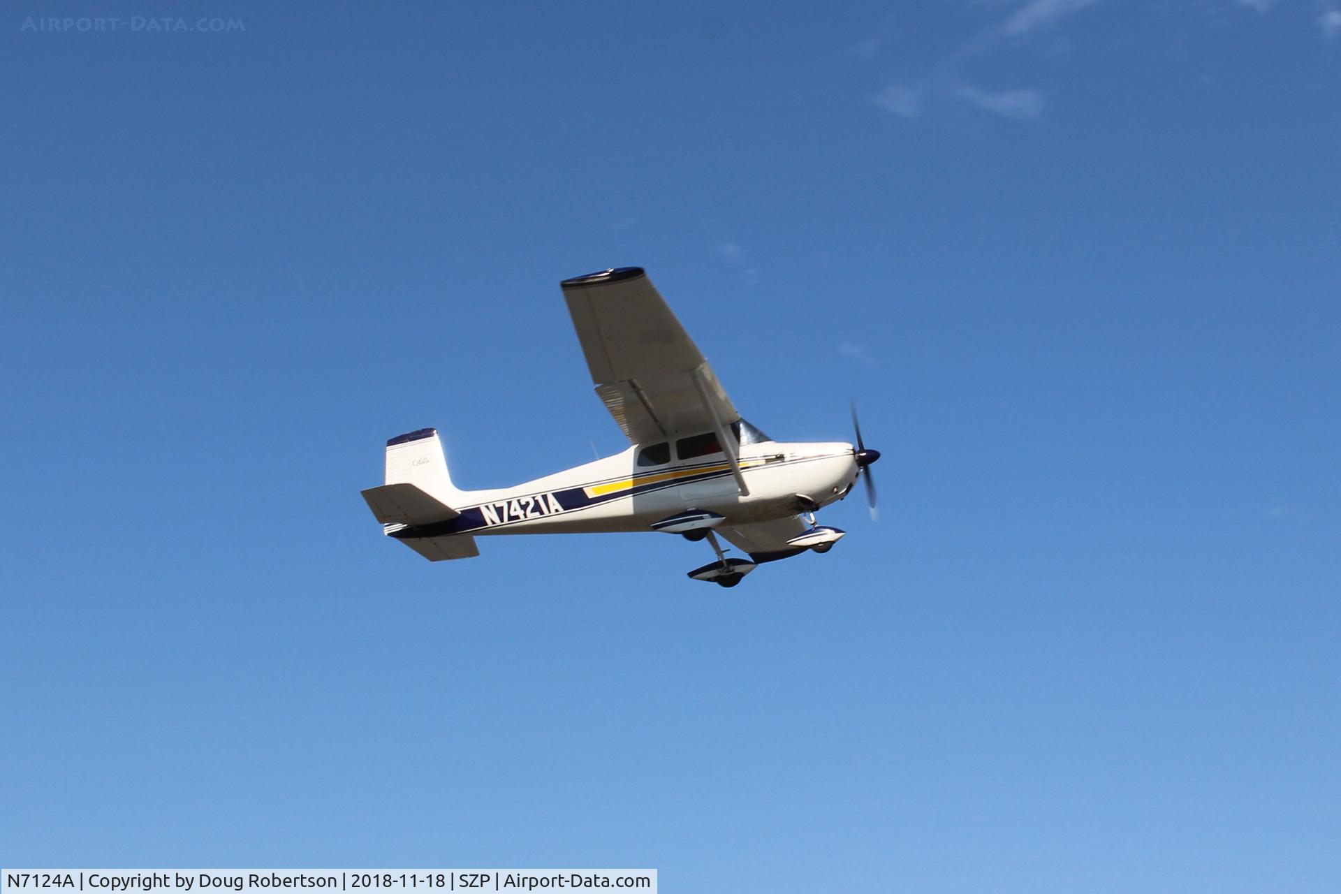 N7124A, 1956 Cessna 172 C/N 29224, 1956 Cessna 172, Continental O-300 145 Hp, takeoff climb Rwy 04