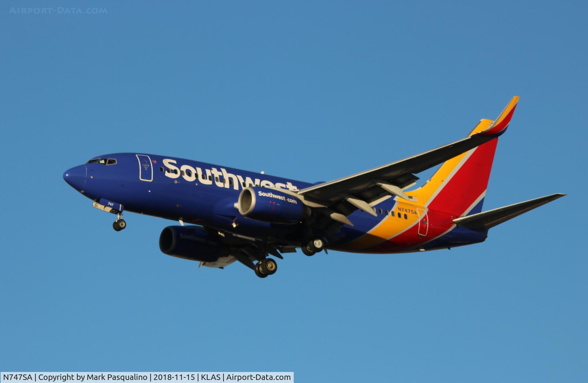 N747SA, 1999 Boeing 737-7H4 C/N 29799, Boeing 737-7H4
