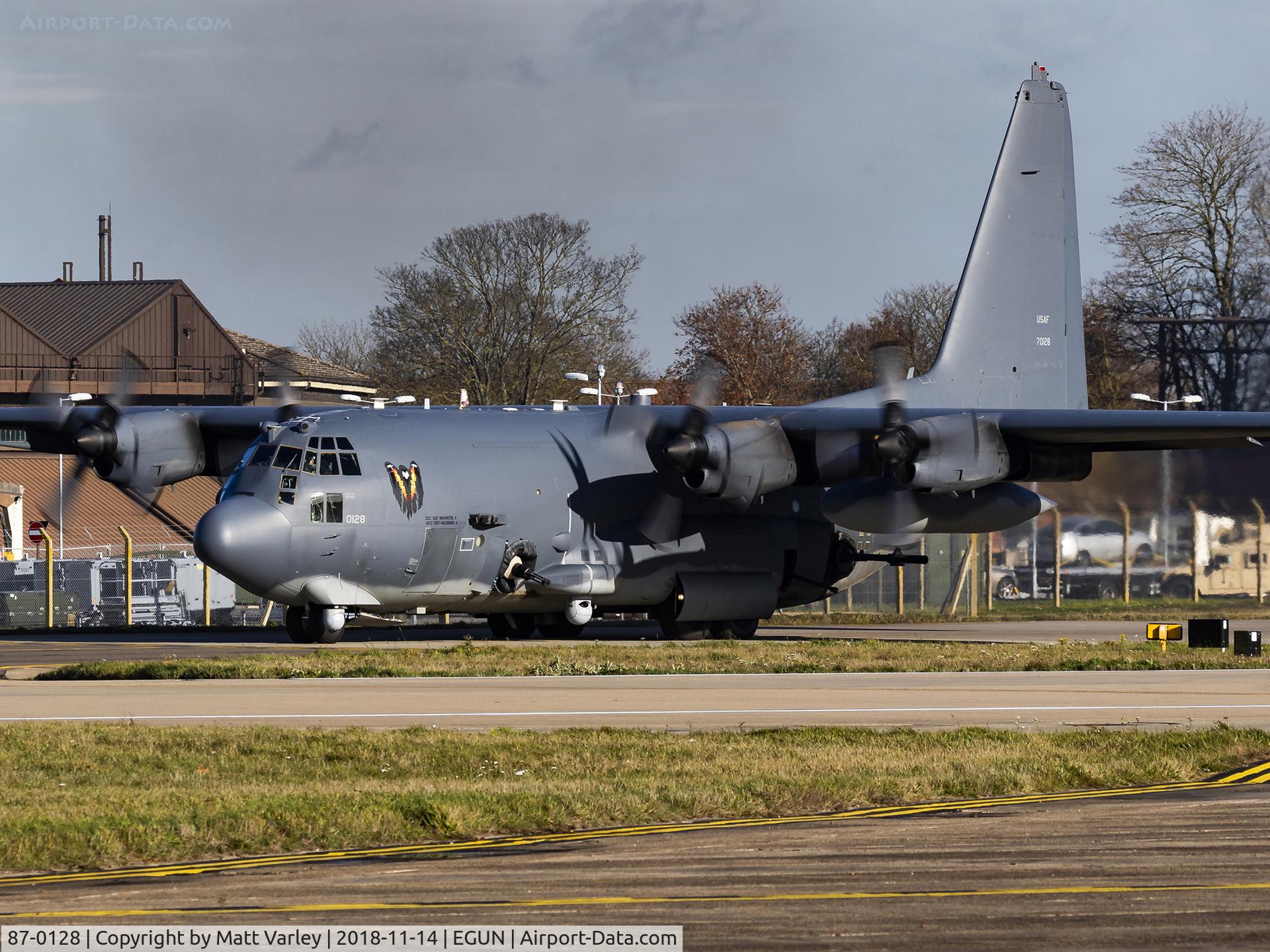 87-0128, 1987 Lockheed AC-130U Spooky II C/N 382-5139, Departing