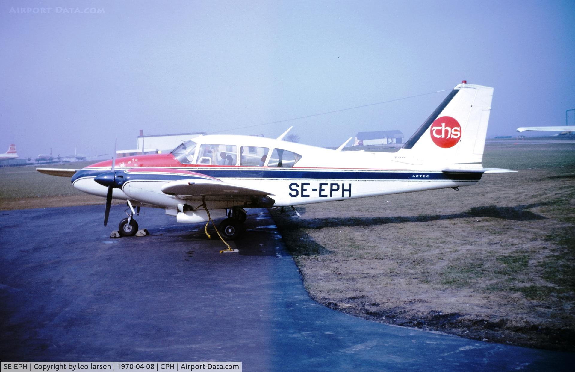 SE-EPH, 1966 Piper PA-23-250 Aztec C C/N 27-3373, Copenhagen 8.4.1970