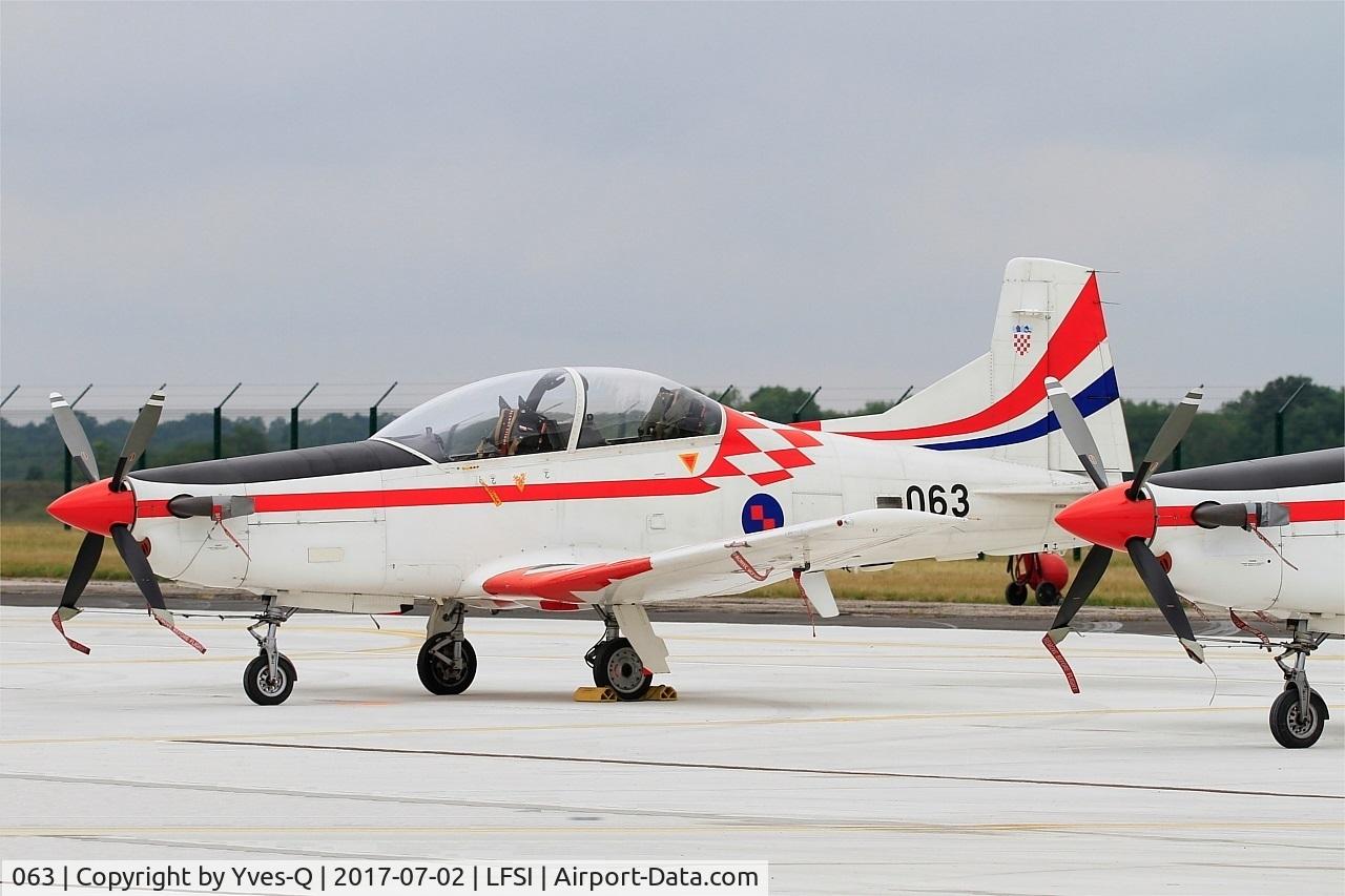 063, Pilatus PC-9M C/N 626, 063 - Pilatus PC-9M, Croatian Air Force aerobatic team, Flight line, St Dizier-Robinson Air Base 113 (LFSI) Open day 2017