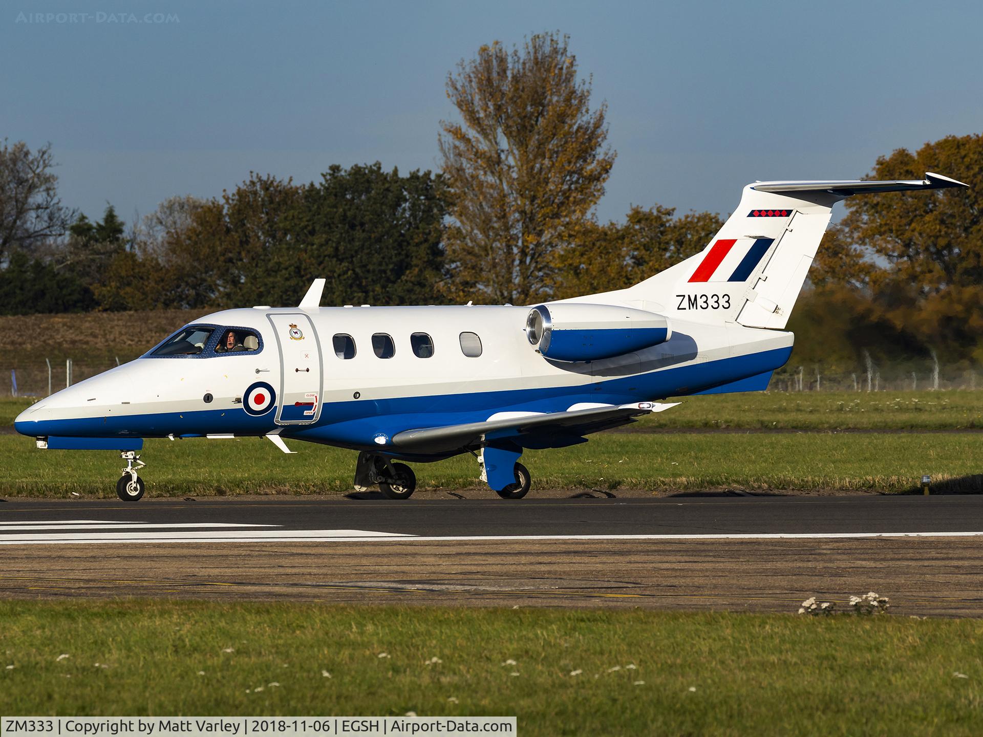 ZM333, 2016 Embraer EMB-500 Phenom (100) T.1 C/N 50000375, Departing