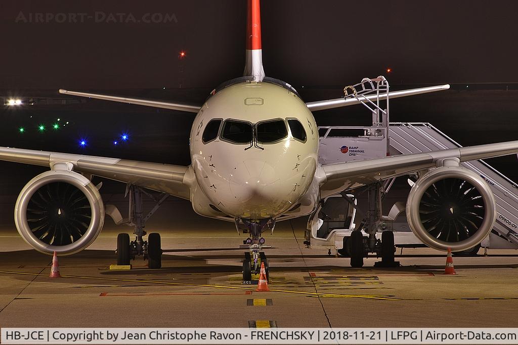 HB-JCE, 2017 Bombardier CSeries CS300 (BD-500-1A11) C/N 55014, SWISS at CDG Terminal 1