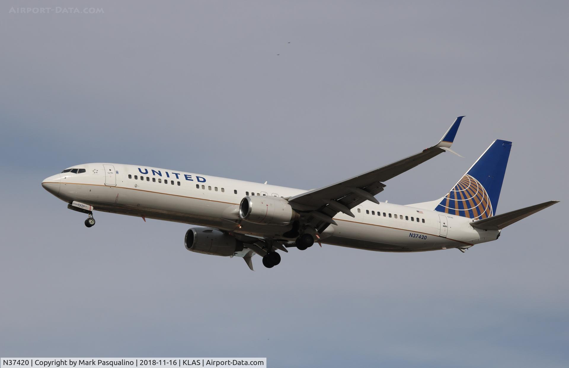 N37420, 2008 Boeing 737-924/ER C/N 33457, Boeing 737-924ER