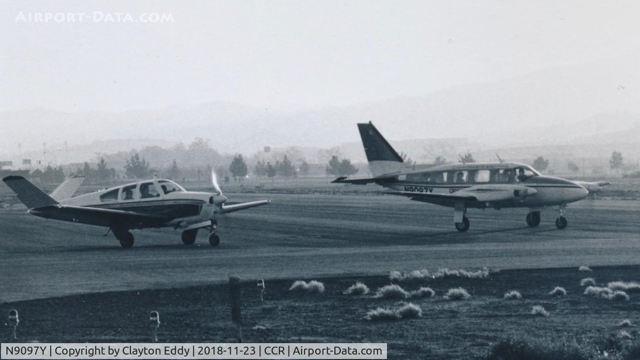 N9097Y, Piper Navajo PA-31 C/N 0000, Buchanan Field Concord California 1971.