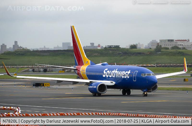 N7820L, 2002 Boeing 737-79P C/N 28253, Boeing 737-79P - Southwest Airlines  C/N 28253, N7820L