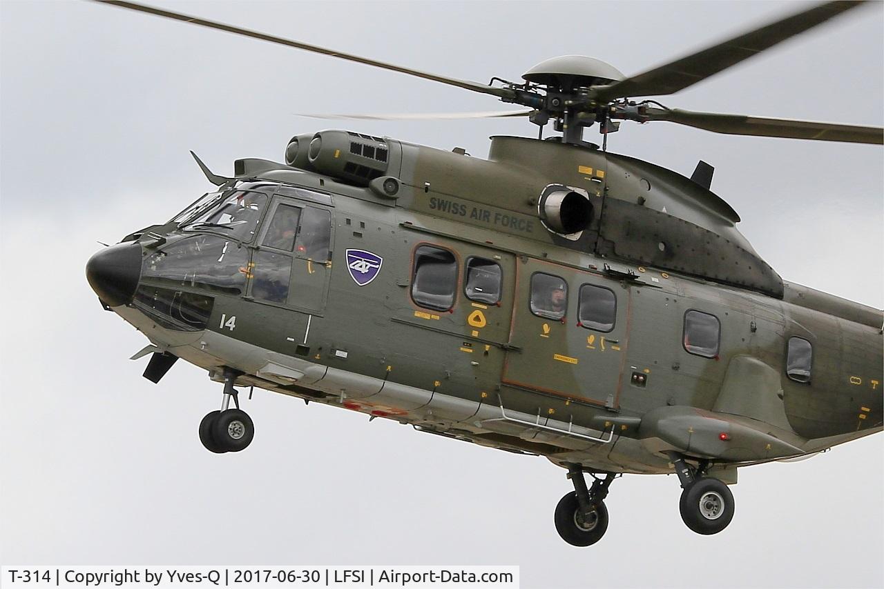 T-314, 1991 Aerospatiale TH89 Super Puma (AS-332M1) C/N 2328, Aerospatiale TH89 Super Puma, On display, St Dizier-Robinson Air Base 113 (LFSI) Open day 2017