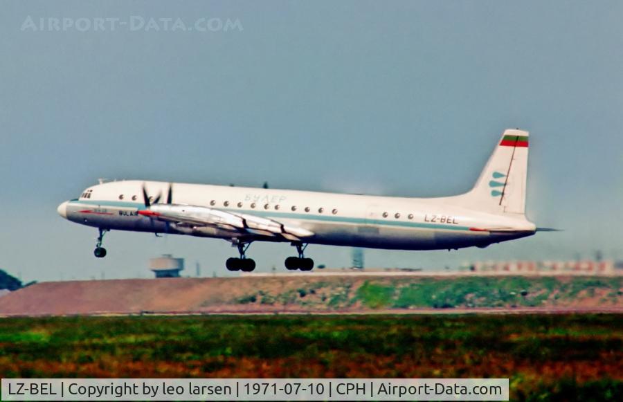 LZ-BEL, 1962 Ilyushin IL-18V C/N 182004601, Copenhagen 10.7.1971
