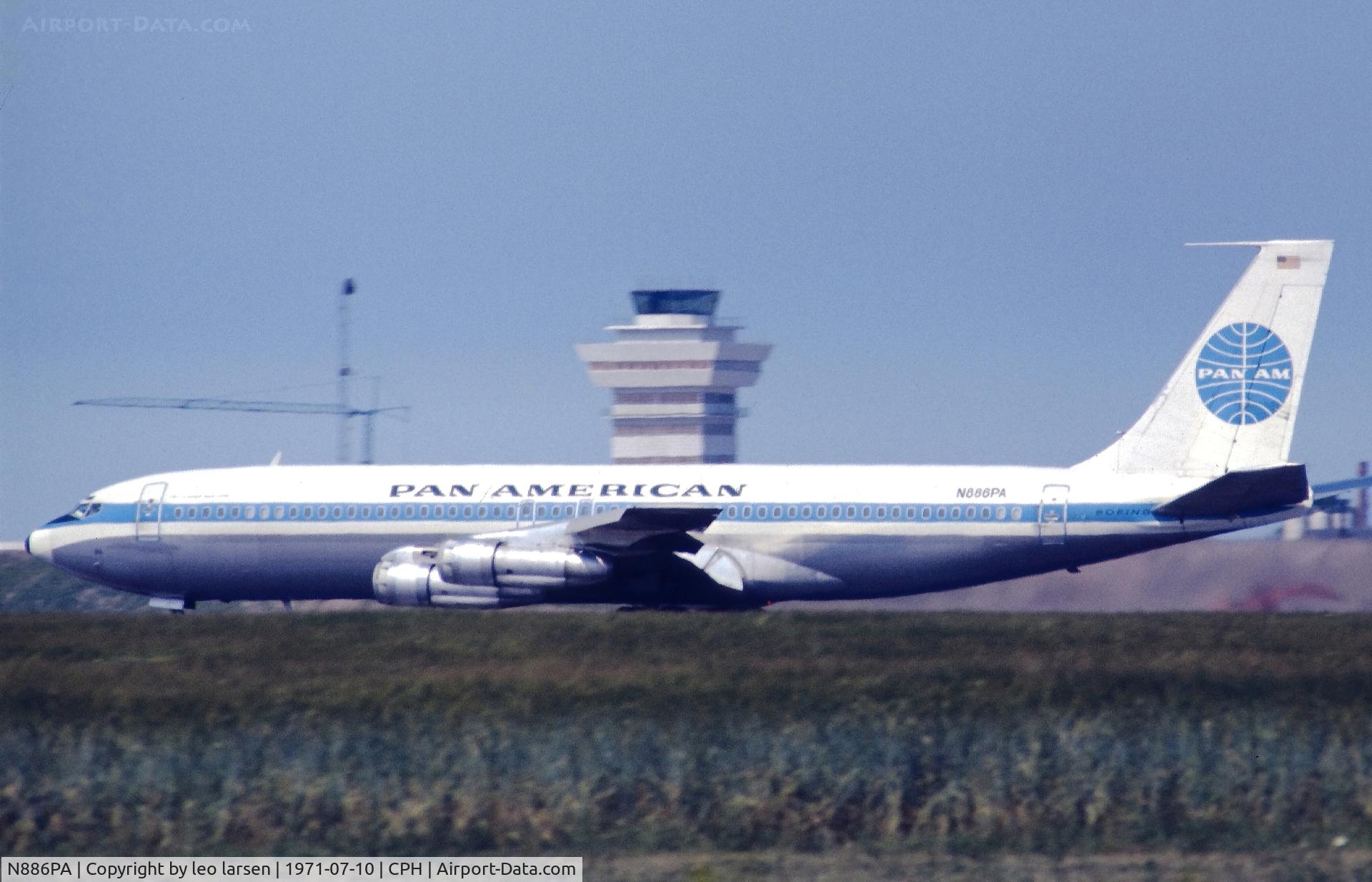 N886PA, 1969 Boeing 707-321B C/N 20025, Copenhagen 10.7.1971