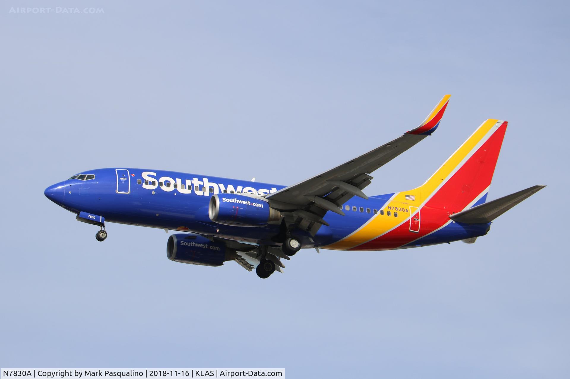 N7830A, 1999 Boeing 737-7L9 C/N 28008, Boeing 737-7L9
