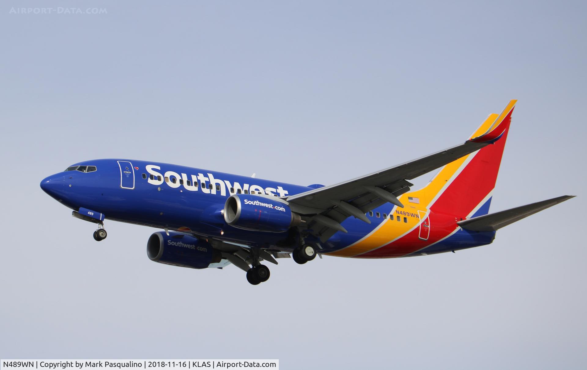 N489WN, 2004 Boeing 737-7H4 C/N 33855, Boeing 737-7H4