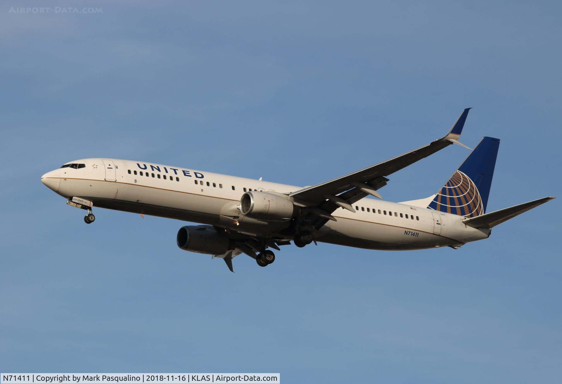 N71411, 2002 Boeing 737-924 C/N 30128, Boeing 737-924