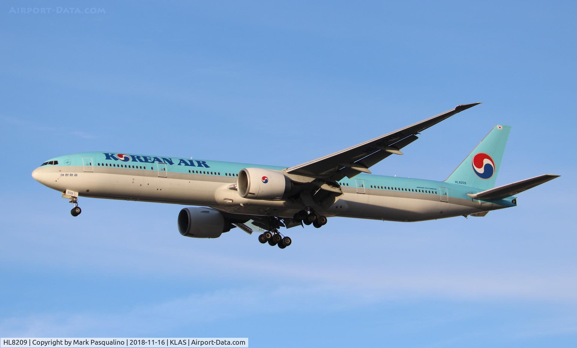 HL8209, 2010 Boeing 777-3B5/ER C/N 37646, Boeing 777-3B5/ER