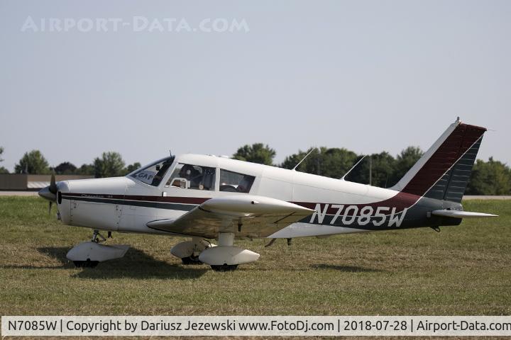 N7085W, 1962 Piper PA-28-180 C/N 28-871, Piper PA-28-180 Cherokee  C/N 28-871, N7085W