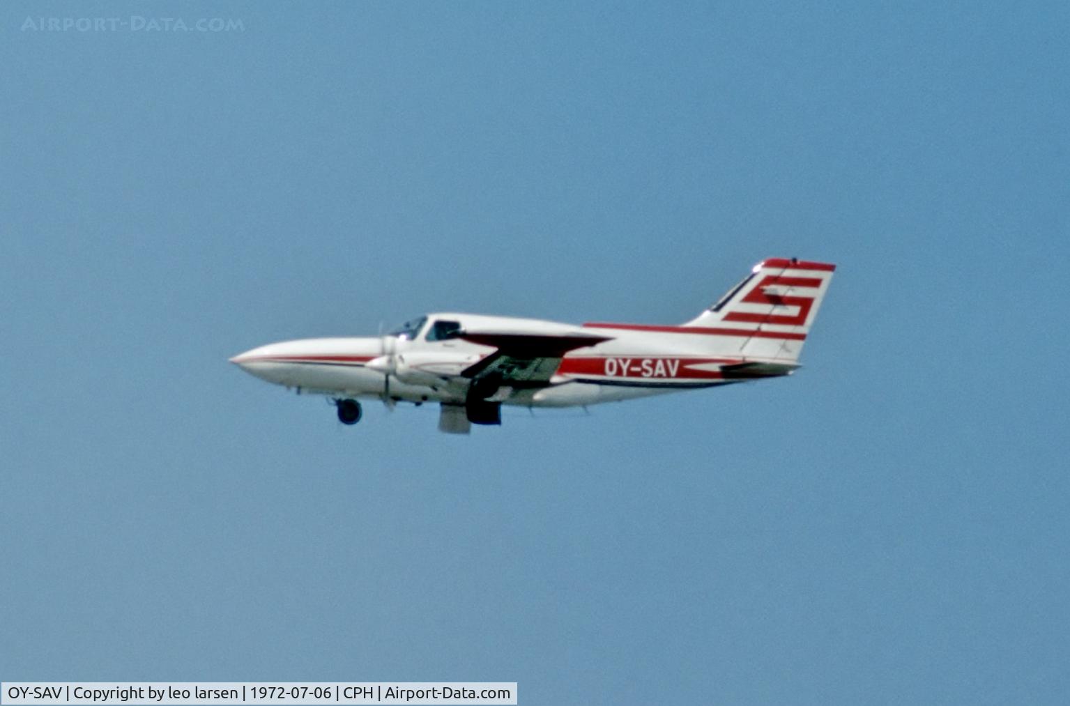 OY-SAV, 1971 Cessna 402B Businessliner C/N 402B0201, Copenhagen 6.7.1972