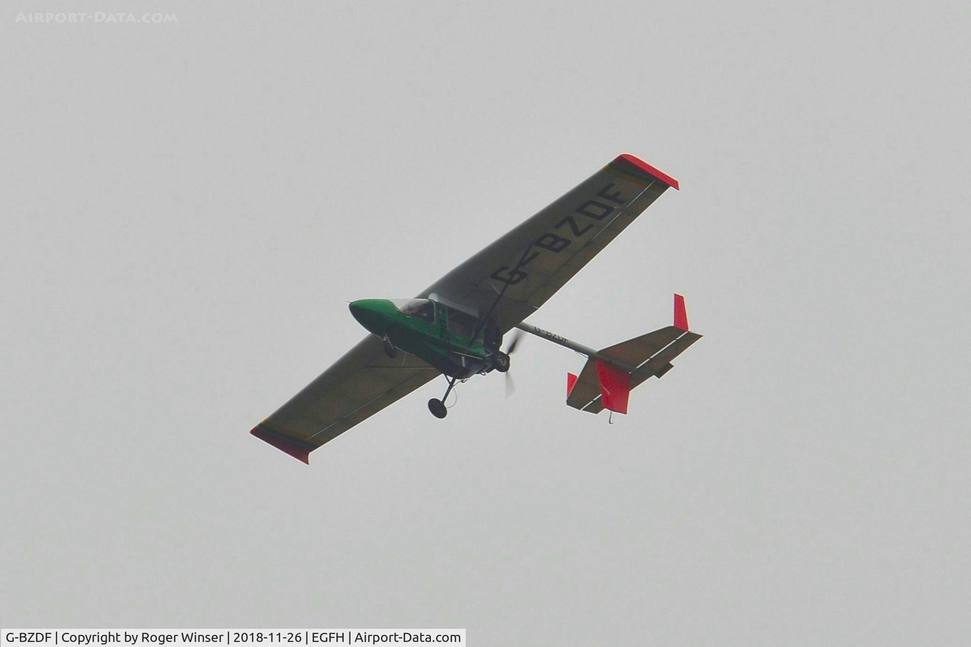 G-BZDF, 2000 CFM Streak Shadow SA C/N PFA 206-12609, Resident Steak Shadow finals Runway 22.