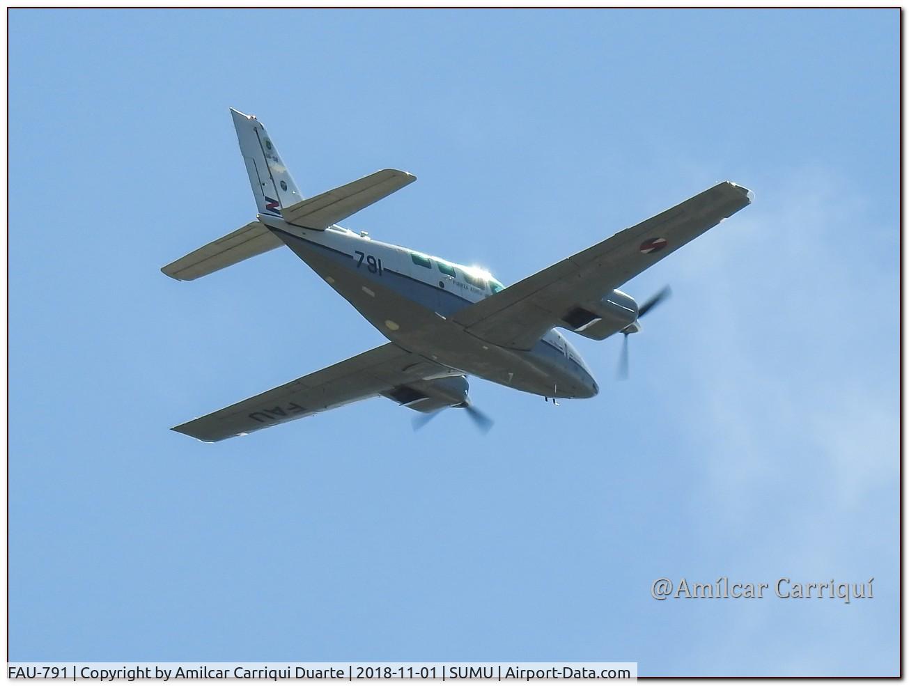 FAU-791, Beechcraft UB-58 C/N TH-1863, Flying over SUMU