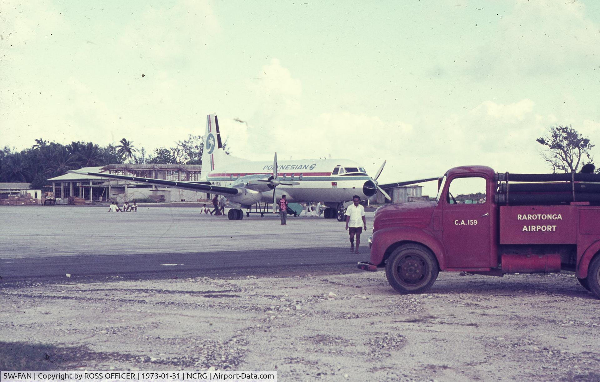 5W-FAN, 1971 Hawker Siddeley HS.748-275 Sr2A SCD C/N 1701, Polynesian Airlines 5WFAN at Rarotonga Airport, about to depart for Apia and Nadi