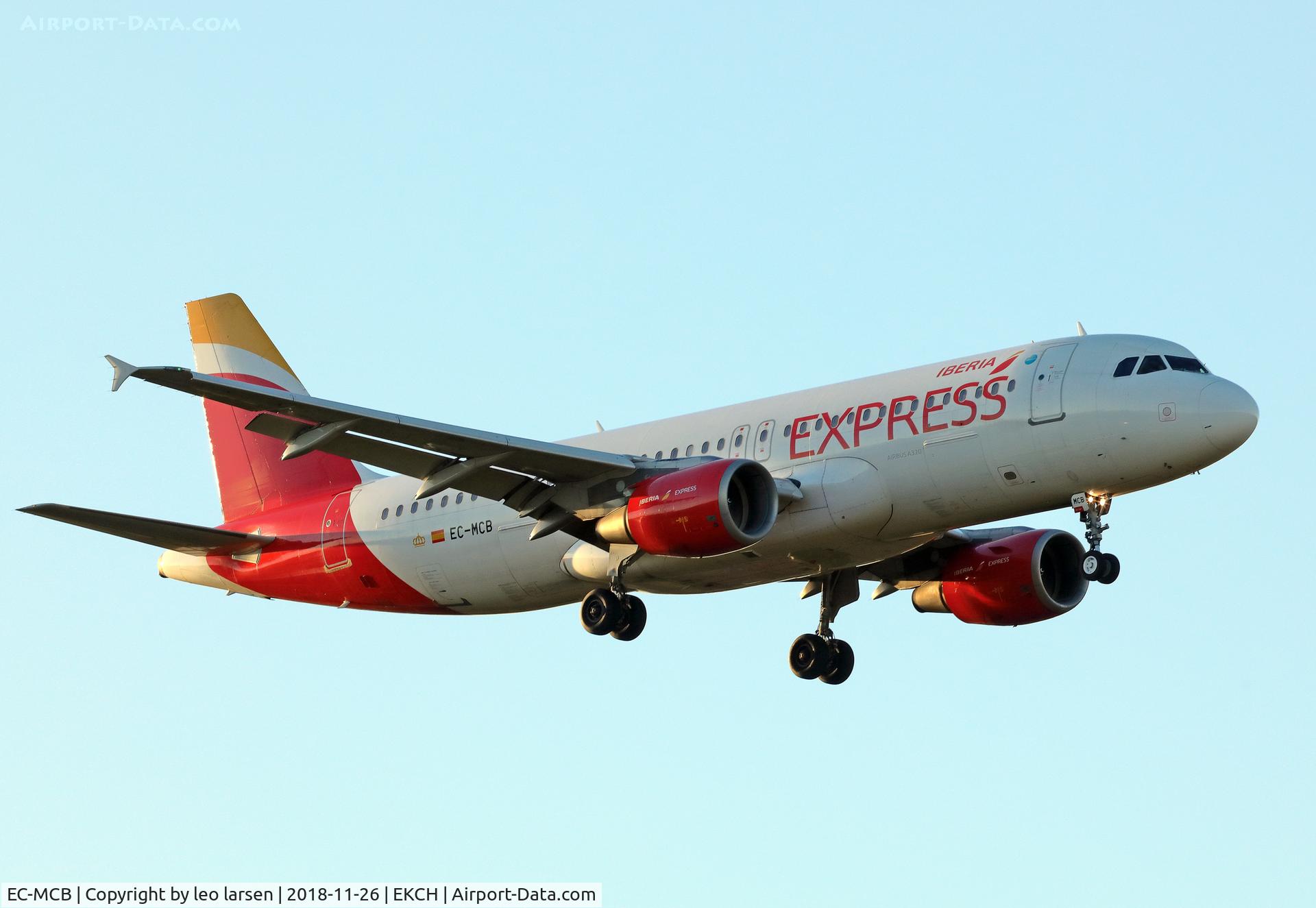 EC-MCB, 1999 Airbus A320-214 C/N 1125, Copenhagen 26.11.2018