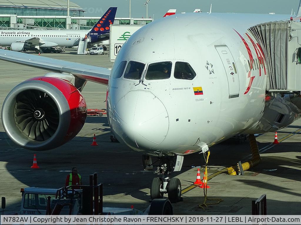 N782AV, 2014 Boeing 787-8 Dreamliner Dreamliner C/N 37504, Avianca AV19 departure to Bogota