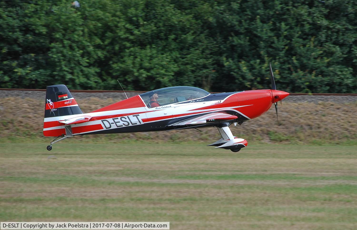 D-ESLT, Extra AE-330LT C/N LT-024, Landing at gliding airport Dorsten