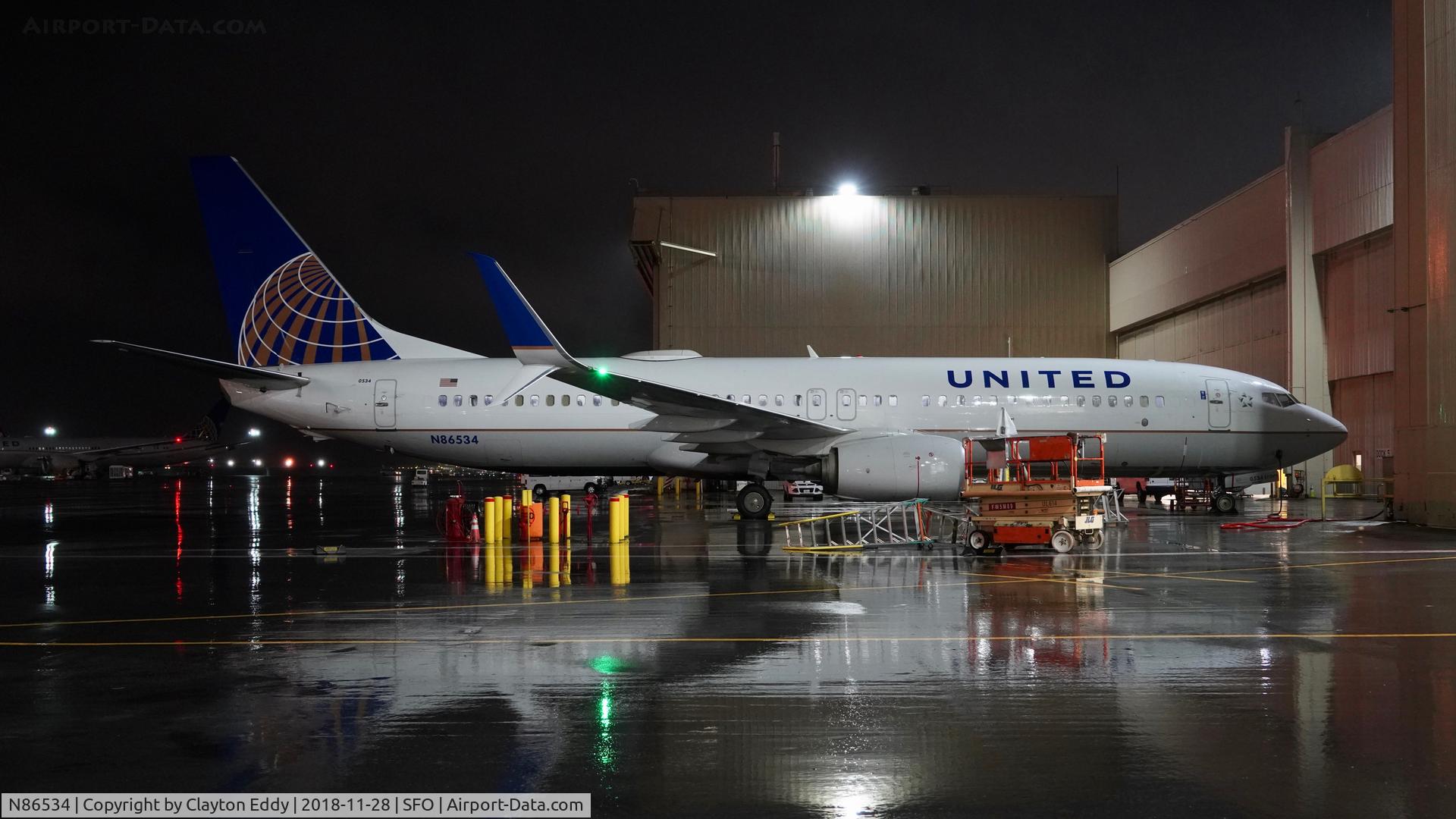 N86534, 2016 Boeing 737-824 C/N 62750, SFO 2018.