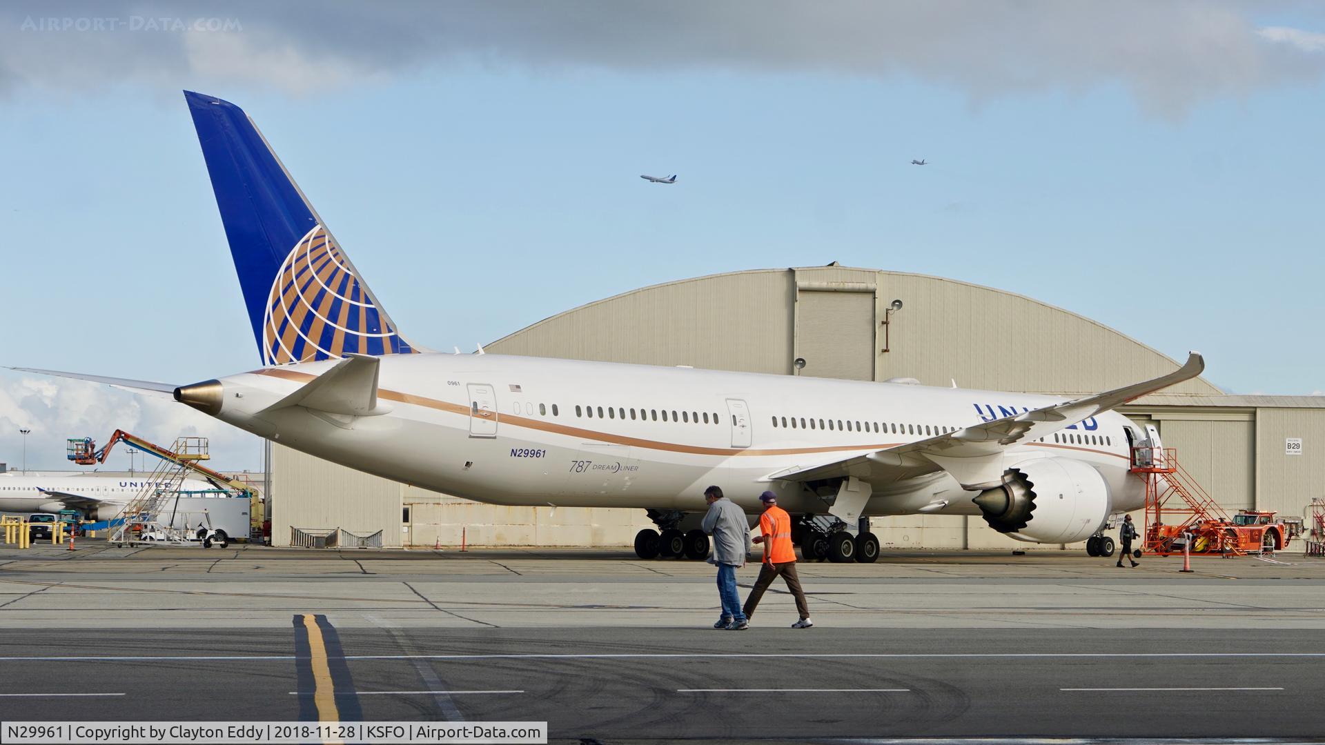 N29961, 2015 Boeing 787-9 Dreamliner Dreamliner C/N 37811, SFO 2018.