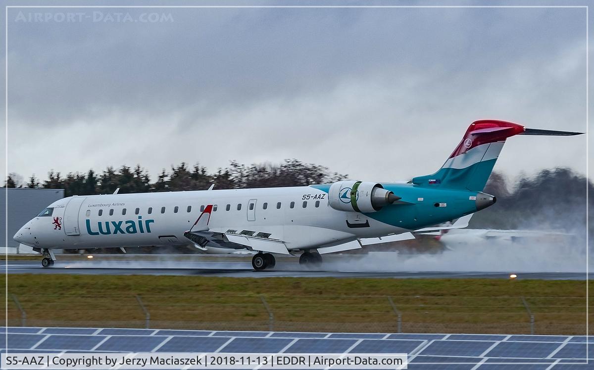 S5-AAZ, 2001 Canadair CRJ-700 (CL-600-2C10) Regional Jet C/N 10014, Canadair CRJ-700