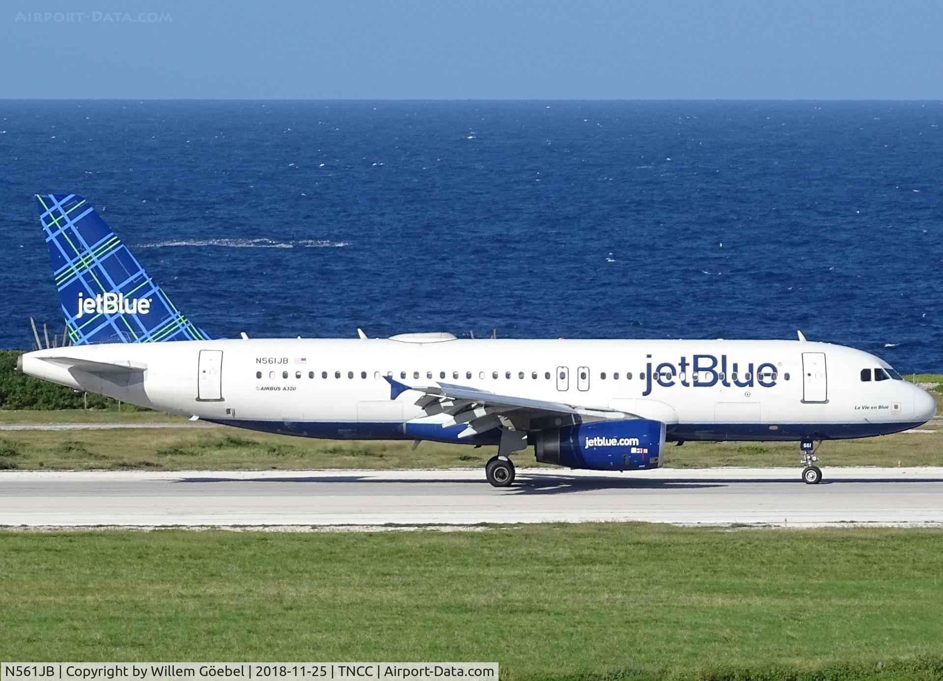 N561JB, 2003 Airbus A320-232 C/N 1927, Taxi to the gate of Hato airport