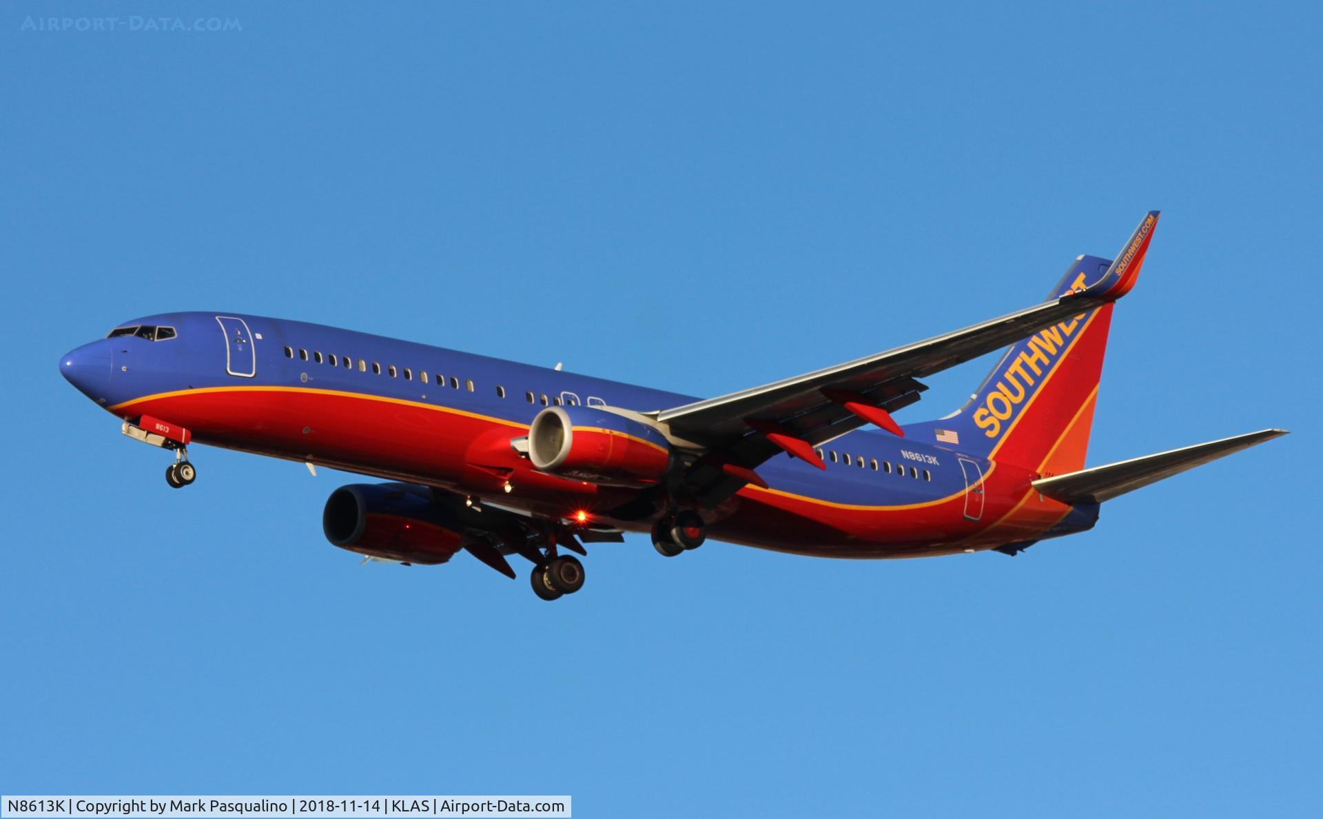 N8613K, 2013 Boeing 737-8H4 C/N 36998, Boeing 737-8H4