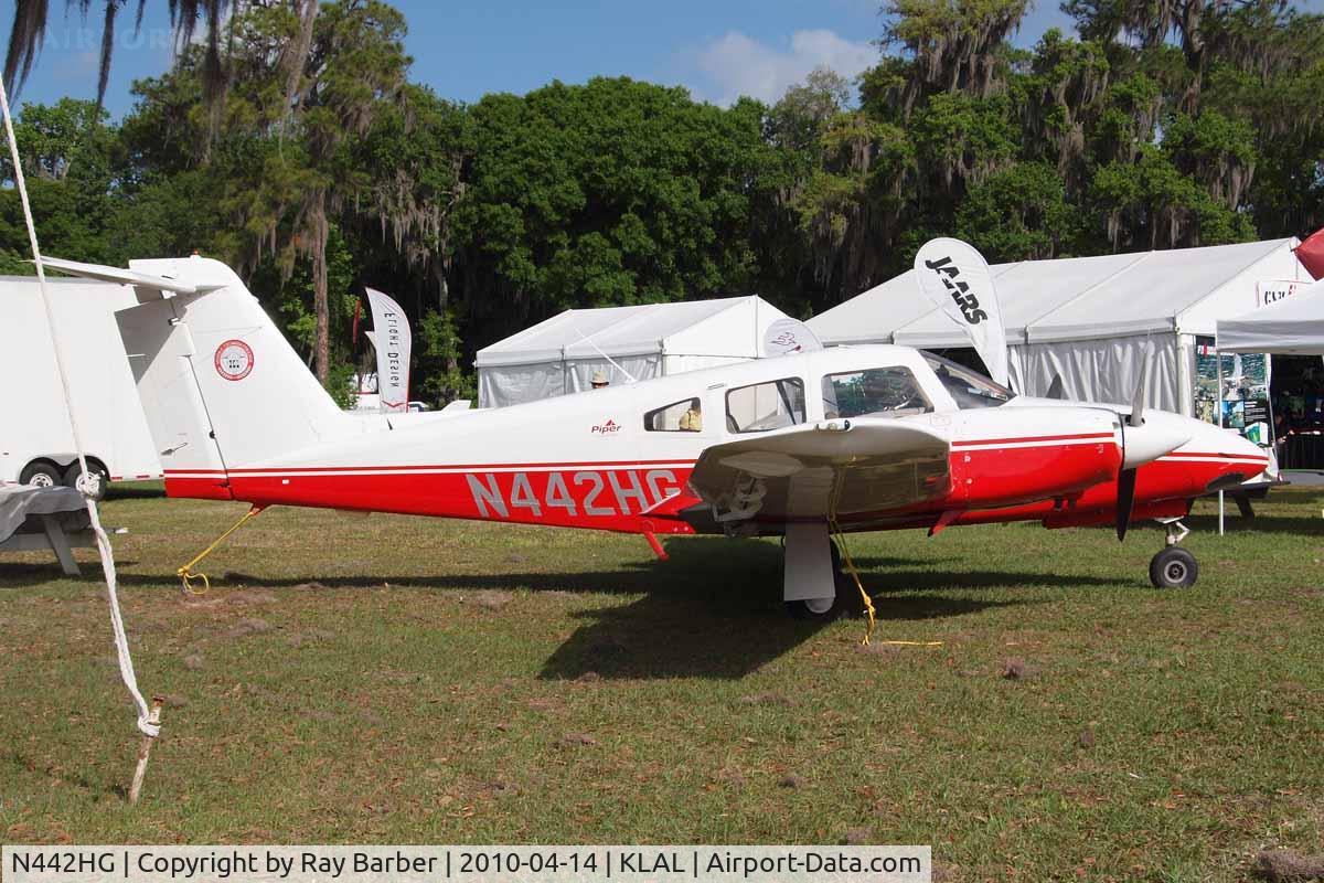 N442HG, 2001 Piper PA-44-180 Seminole C/N 4496056, N442HG   Piper PA-44-180 Seminole [4496056] (Georgia Department of Transportation) Lakeland-Linder~N 14/04/2010