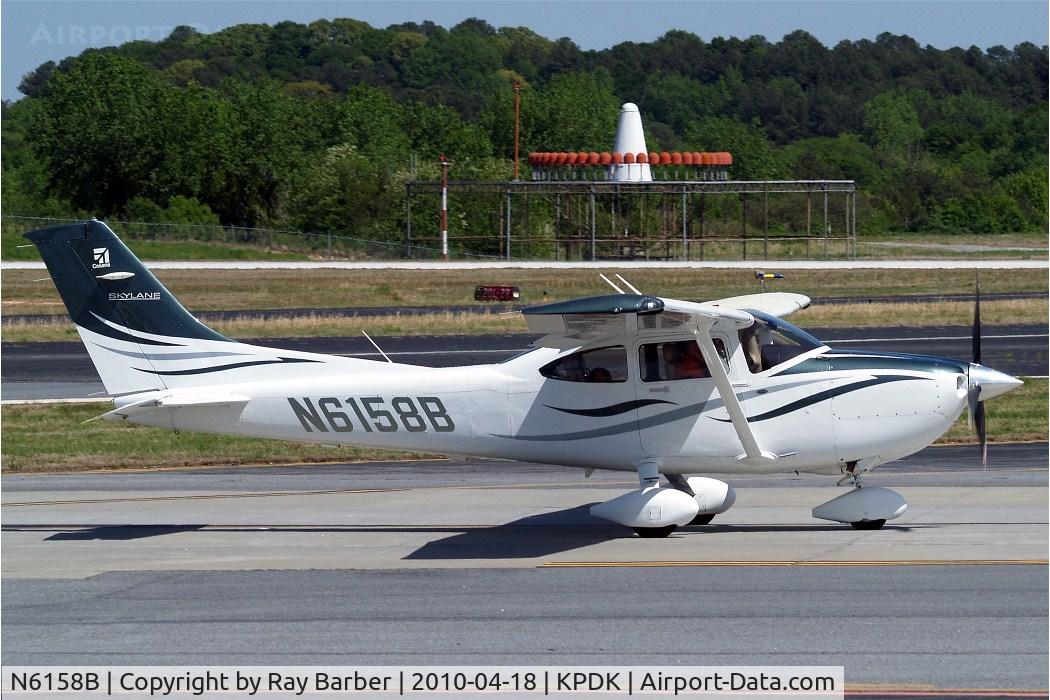 N6158B, 2008 Cessna 182T Skylane C/N 18282069, N6158B   Cessna 182T Skylane [182-82069] (Epps Air Service) Atlanta-Dekalb Peachtree~N 18/04/2010