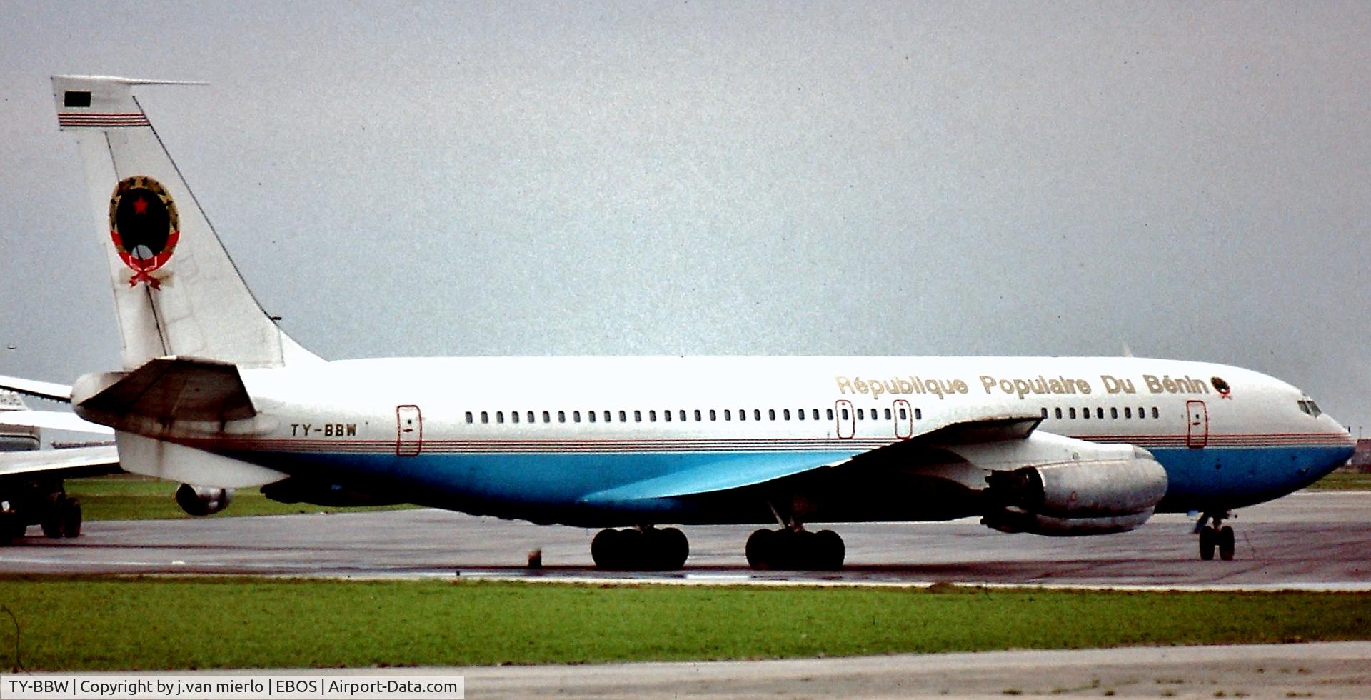 TY-BBW, 1961 Boeing 707-321 C/N 18084, Long term storage at Ostend, Belgium '90s