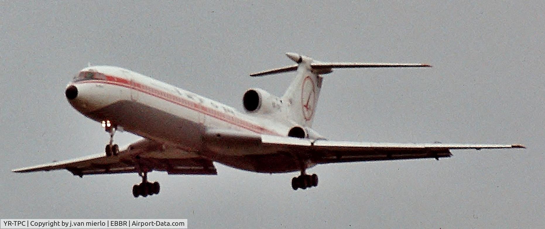 YR-TPC, 1976 Tupolev Tu-154B C/N 76A175, Approaching 25L EBBR '90s