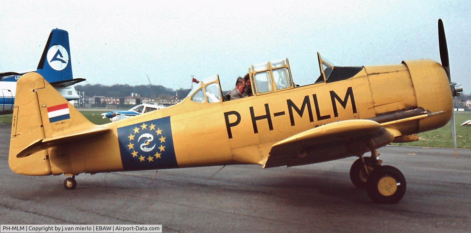 PH-MLM, Noorduyn AT-16 Harvard IIB C/N 14A-1444, Antwerp, Belgium '90s