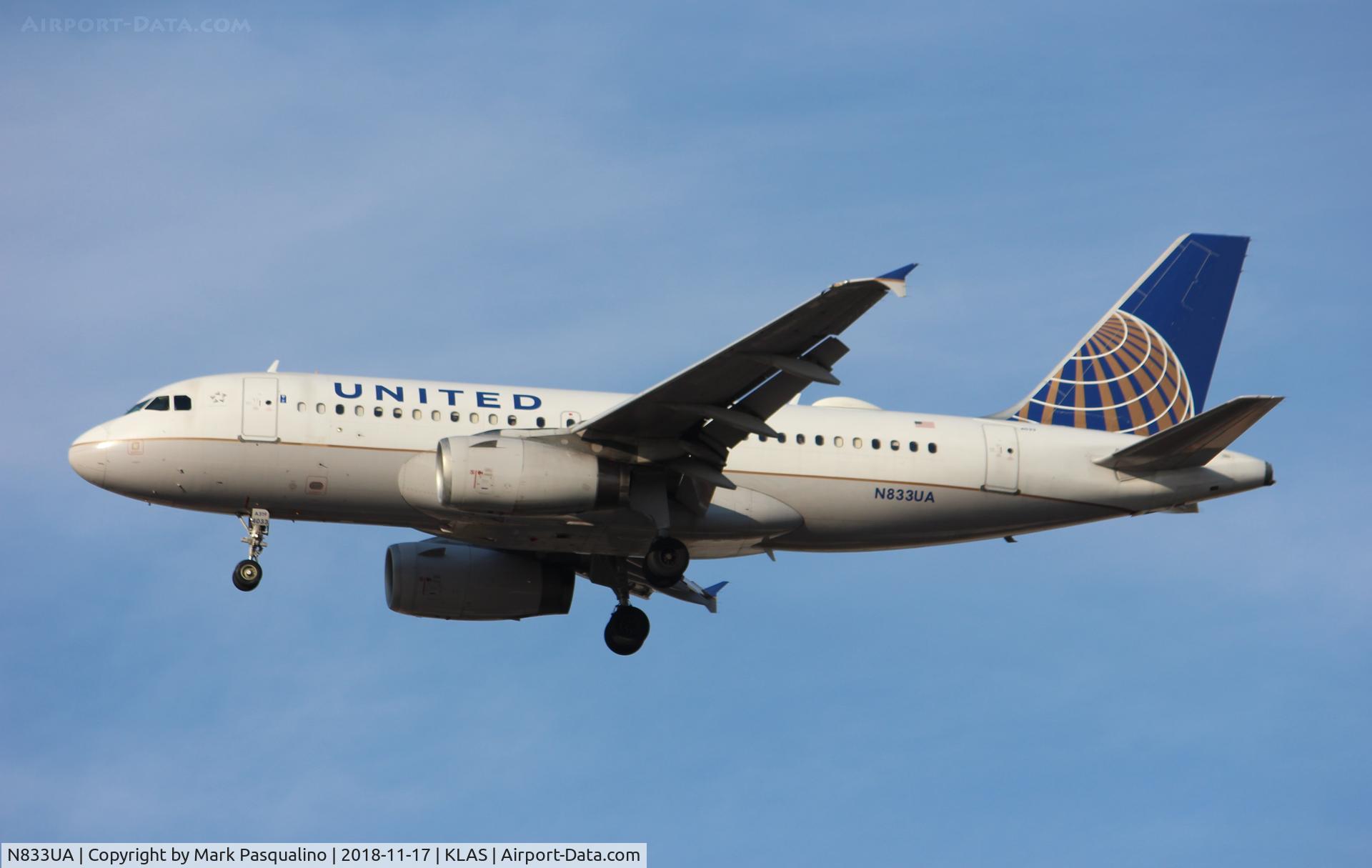 N833UA, 2000 Airbus A319-131 C/N 1401, Airbus A319-131