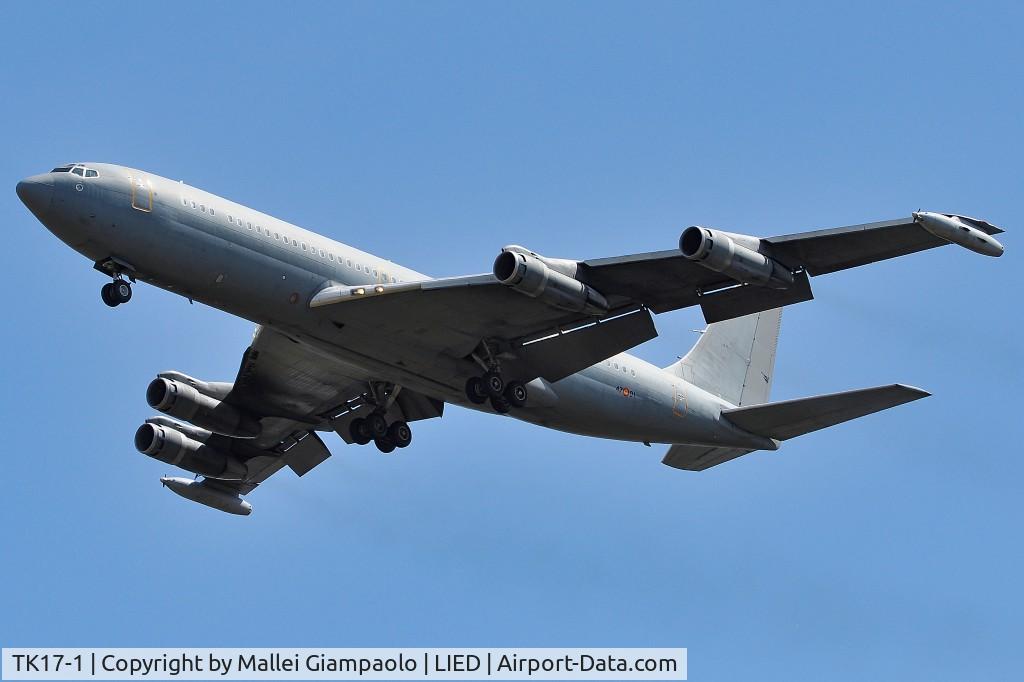 TK17-1, 1969 Boeing 707-331B C/N 20060, 47-01