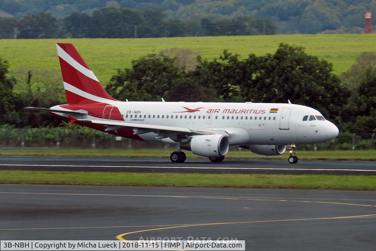 3B-NBH, 2003 Airbus A319-112 C/N 1936, At Mauritius