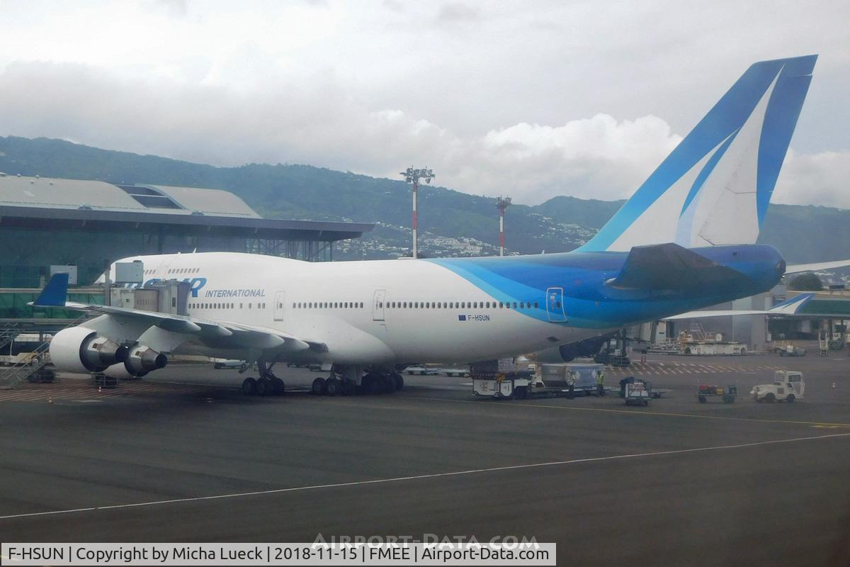 F-HSUN, 1993 Boeing 747-422 C/N 26880, At Reunion