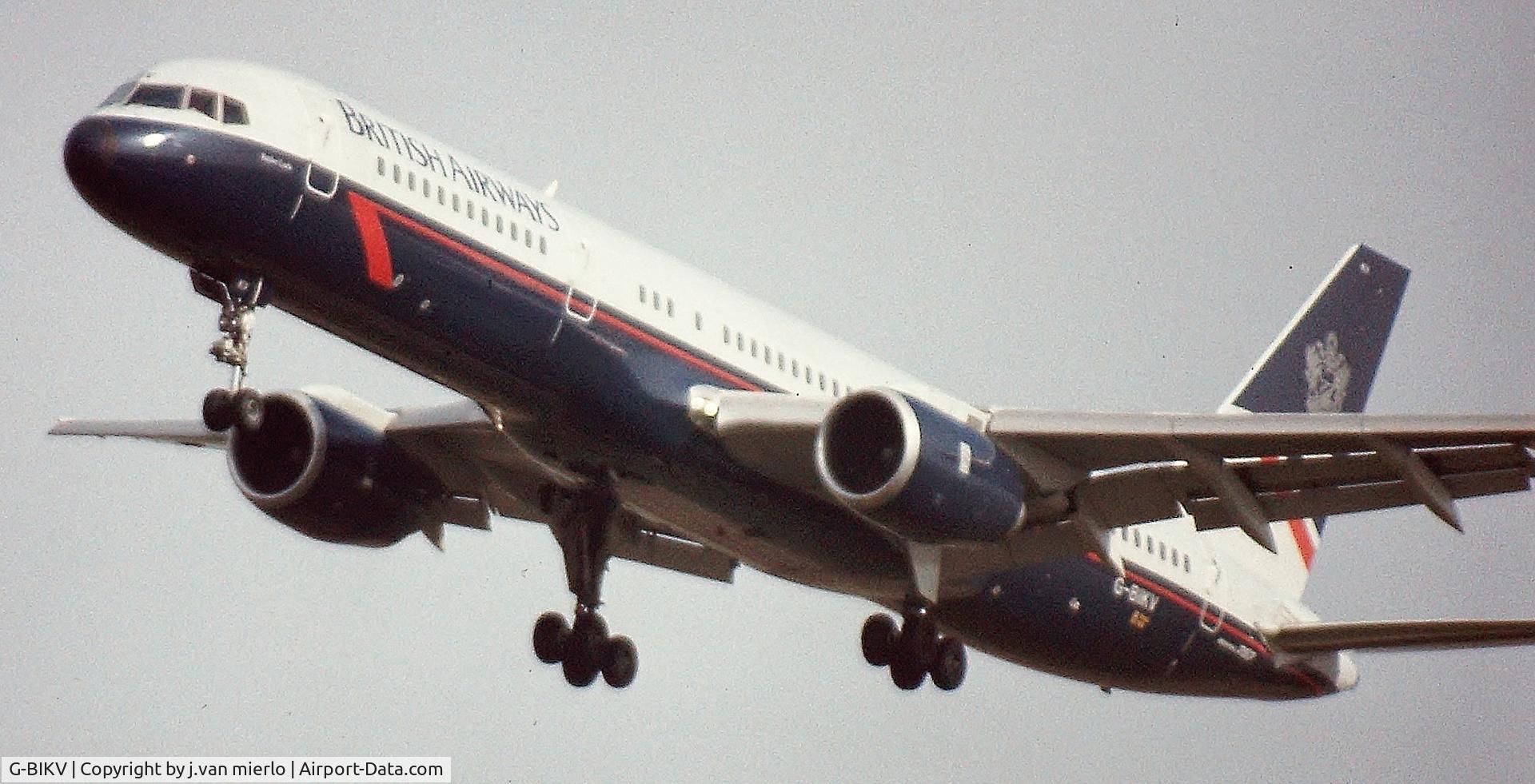 G-BIKV, 1985 Boeing 757-236 C/N 23400, Brussels approaching 25L '90s