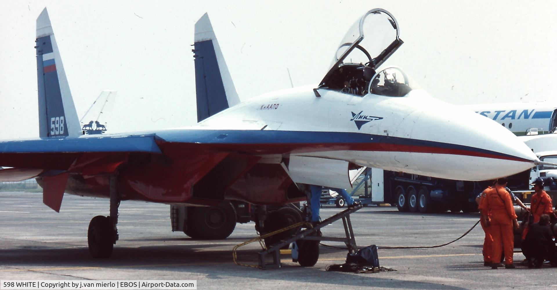 598 WHITE, Sukhoi Su-27P C/N 36911037820, EBOS AIRSHOW