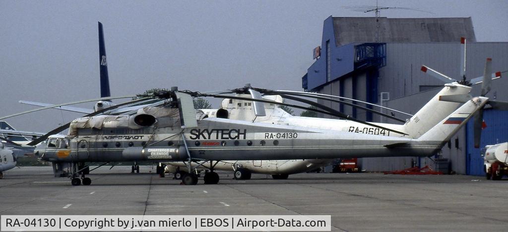 RA-04130, 1977 Mil Mi-10K Harke C/N 2294, EBOS AIR SHOW